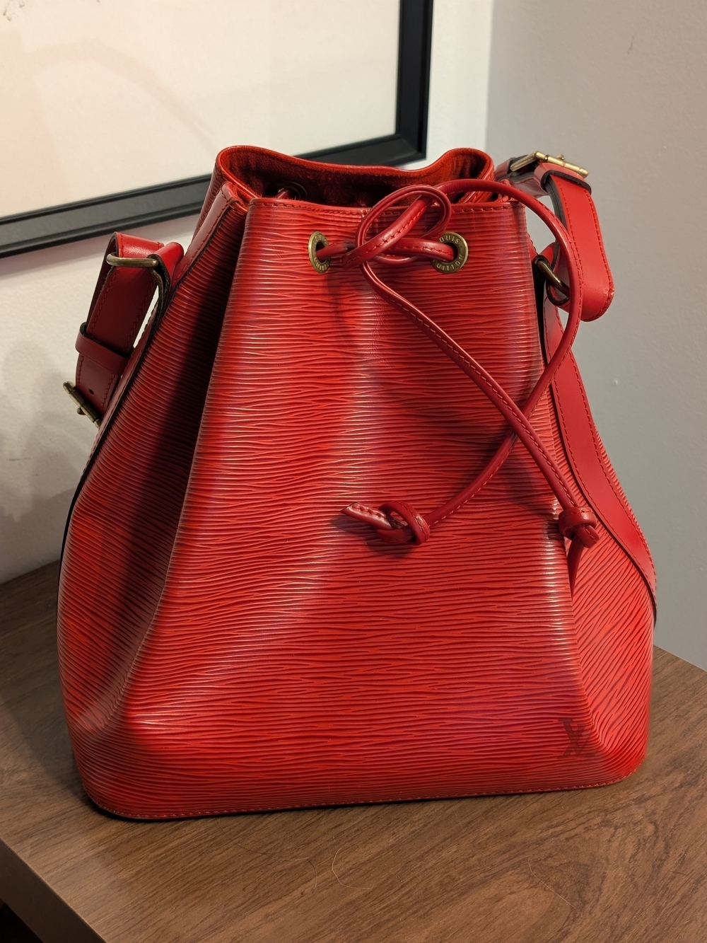 Louis Vuitton Noe Tie Bucket Bag